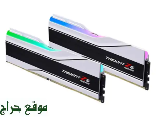 G Skill Trident Z5 RGB 96 Go (2 x 48 Go) DDR56400 MHz CL32 Noir / Blanc Intel XMP / Compatible AMD