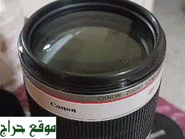 canon  lens 70200 mm is 2