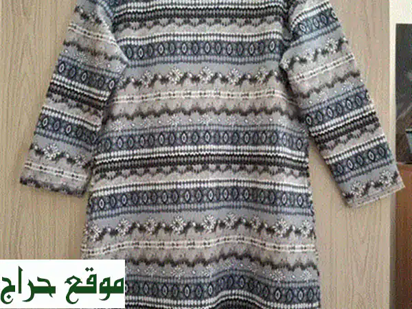 توب زارا أبيض جديد مقاس M | أناقة عصرية جاهزة لإطلالتك!