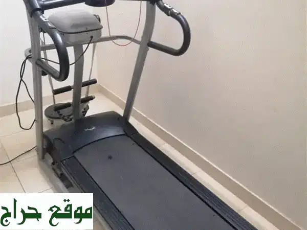 فرصة لا تعوض: جهاز مشي (Treadmill) فاخر | شبه جديد، استخدام نادر جداً بسبب النقل! - (شامل أجهزة إلكترونيات)