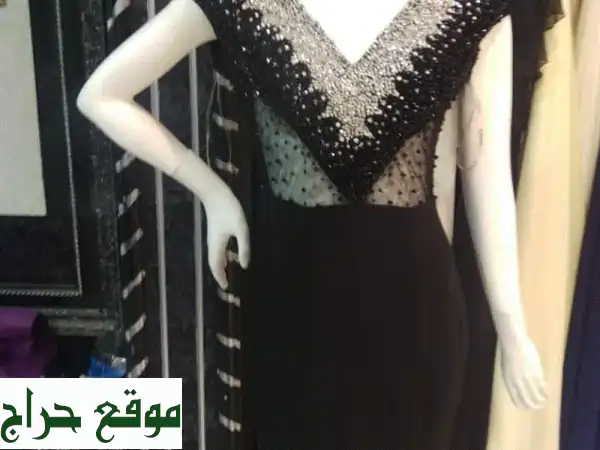 فستان سهرة تركي جديد: أناقة وجاذبية بالأسود الجبير...