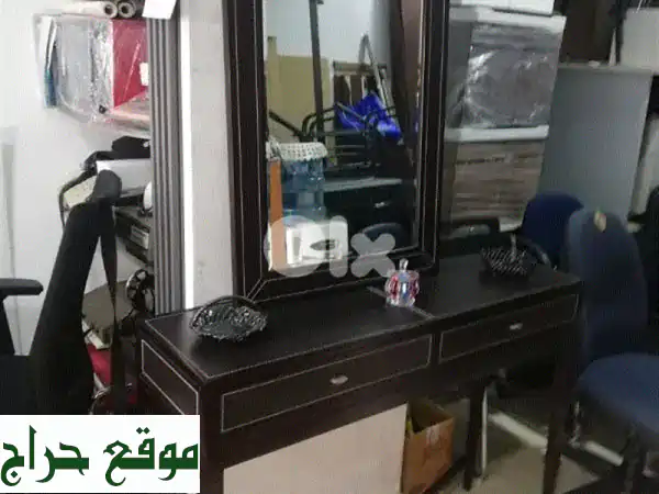 كونسول إيطالي فخم شبه جديد | لمسة أناقة وجودة...
