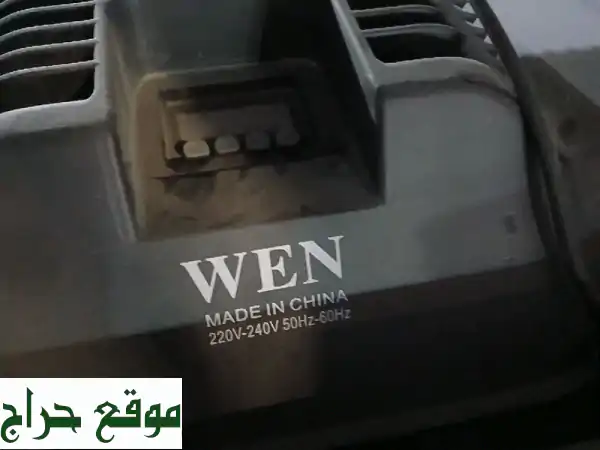 جهاز اضاءة سيتي كلر شغال ممتاز متواجد عدد 2 جهاز