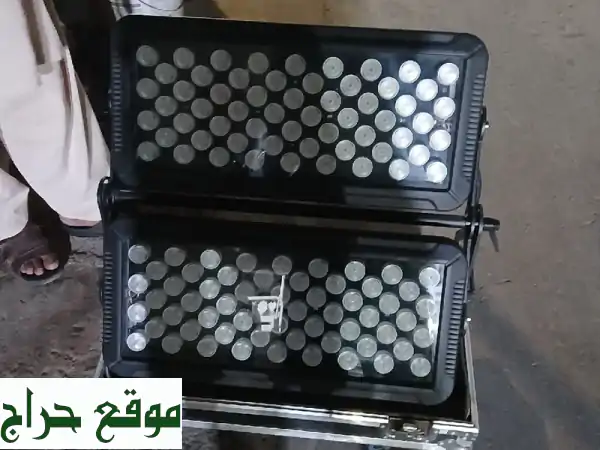 جهاز اضاءة سيتي كلر شغال ممتاز متواجد عدد 2 جهاز