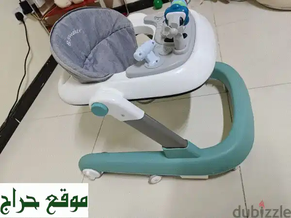 🌟 مشاية أطفال (ووكر) بحالة ممتازة - خطوات آمنة...