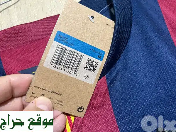 استرجع مجد 2015! قميص ميسي (The GOAT) برشلونة الأصلي - نهائي برلين (مقاس M) | نايكي، شارات الأبطال، بـ 30$!