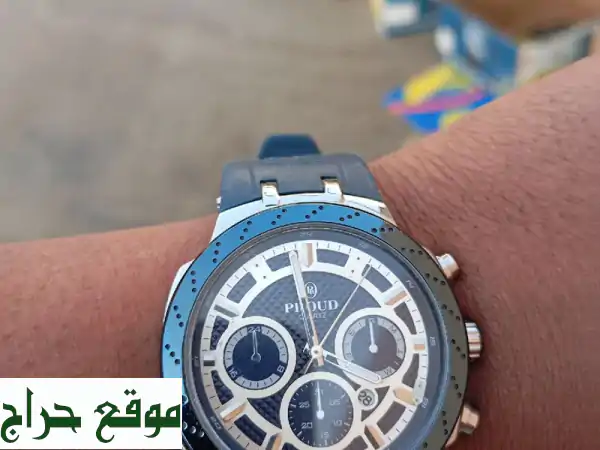 اكتشف أناقة ساعة برواد الأصلية | طقم فاخر بسعر حصري 100!