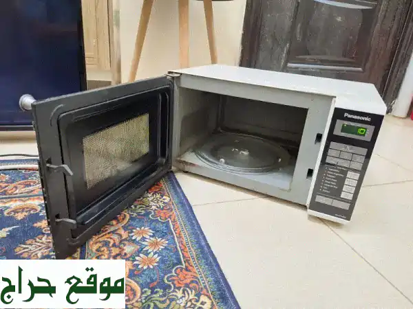 فرن مايكروويف باناسونيك بحالة ممتازة - سعر مغرٍ!