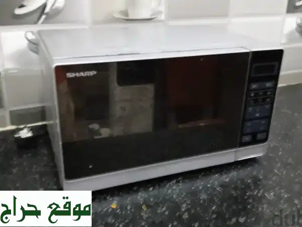 فرن مايكروويف شارب 20 لتر - بحالة ممتازة وسعر مغرٍ!