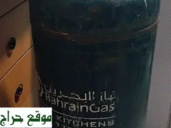 فرصة لا تعوض! موقد غاز واسطوانة غاز بحالة ممتازة ومستعملة مع منظم – وفّر بذكاء لمطبخك!