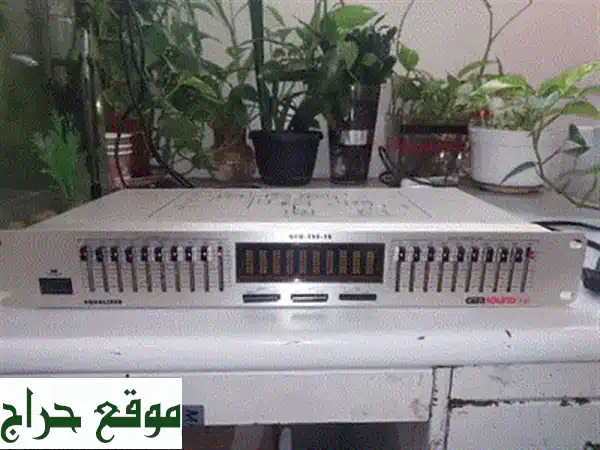 نظام صوتي متكامل: بيز خارق، صوت نقي، ميكروفون وجيتار - تجربة استماع لا تُنسى!