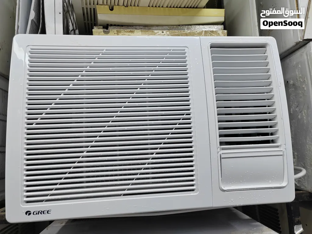 i sell window ac good price you need call and WhatsApp me 2