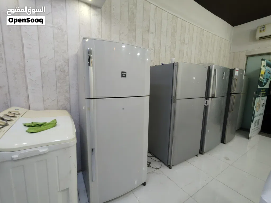 Toshiba refrigerator fridge is very good condition and good working
