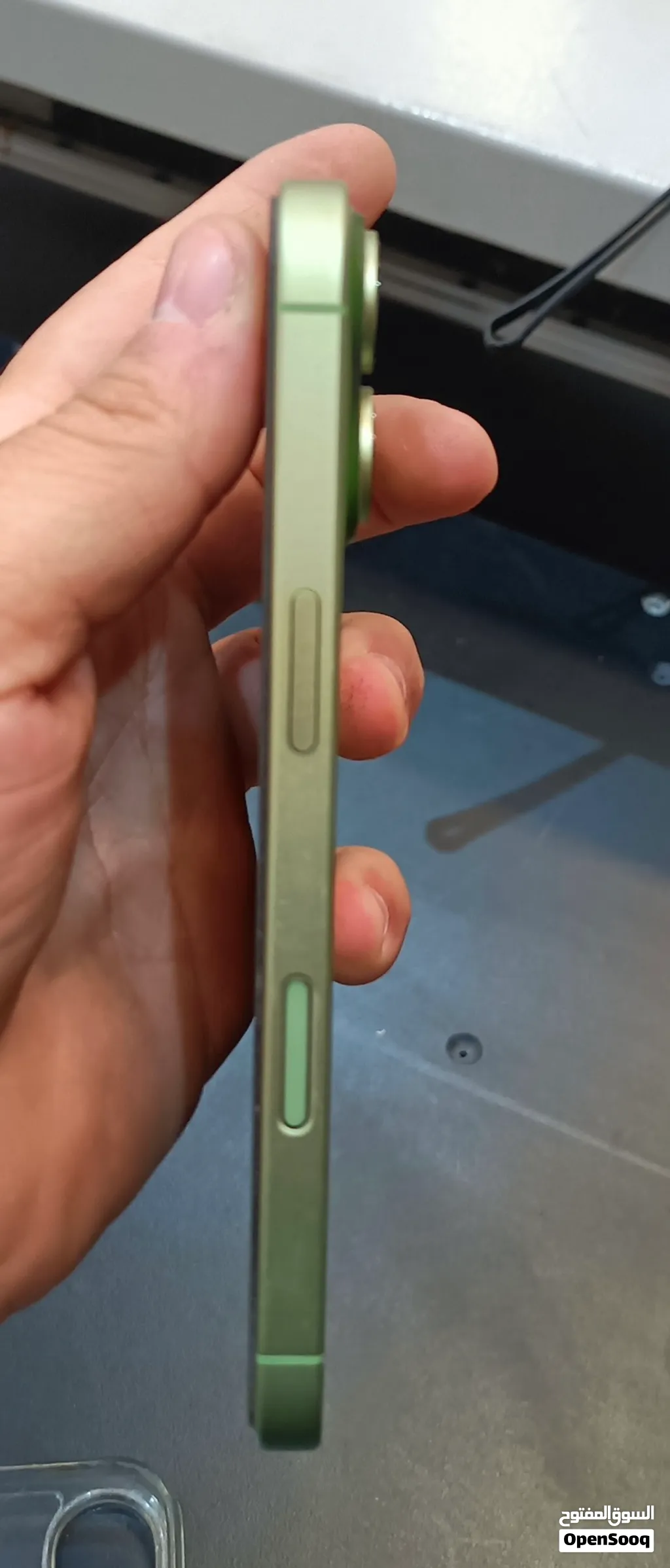 265 iPhone 17