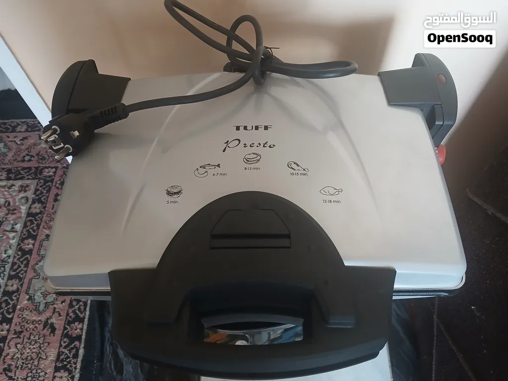 شواية كهربائية بقدرة 1800Wماركة TUFF