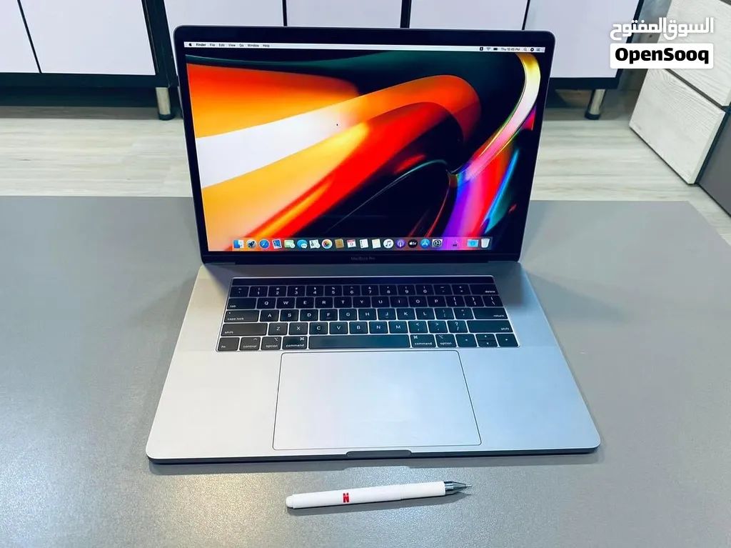 MACBOOK PRO  +core i7 +RAM   للمصممين والمهندسين والطلاب16GB اعلى مواصفات