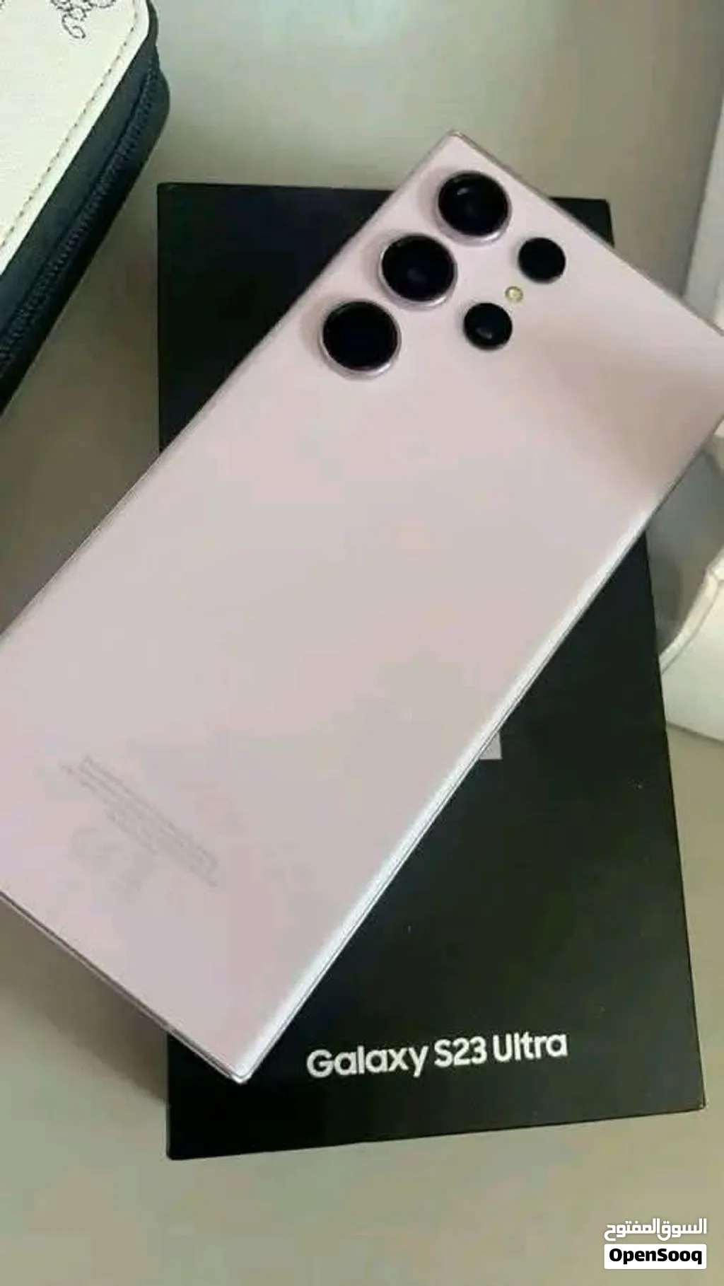 هاتف S23 alutra شبه جديد