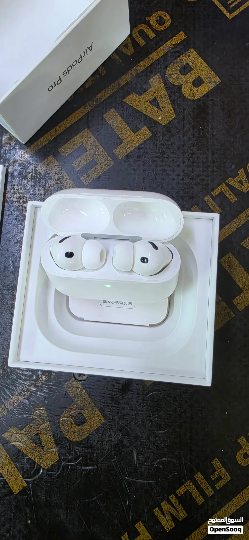 Apple airpords 3 Pro for sale only 3 month use