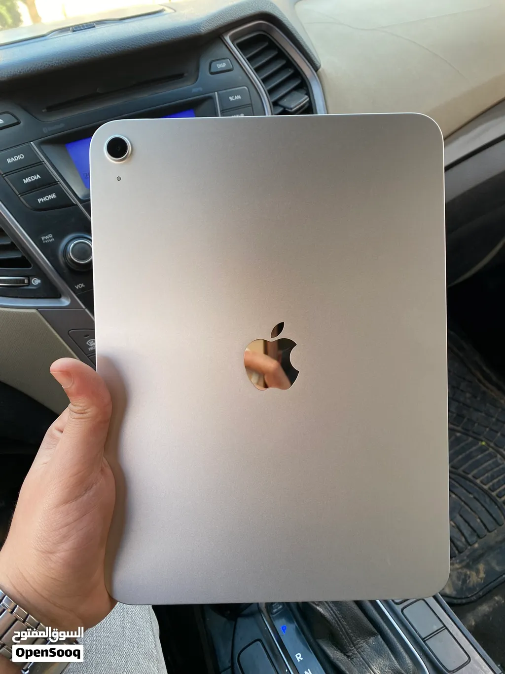 IPAD 11GEN like new 2025