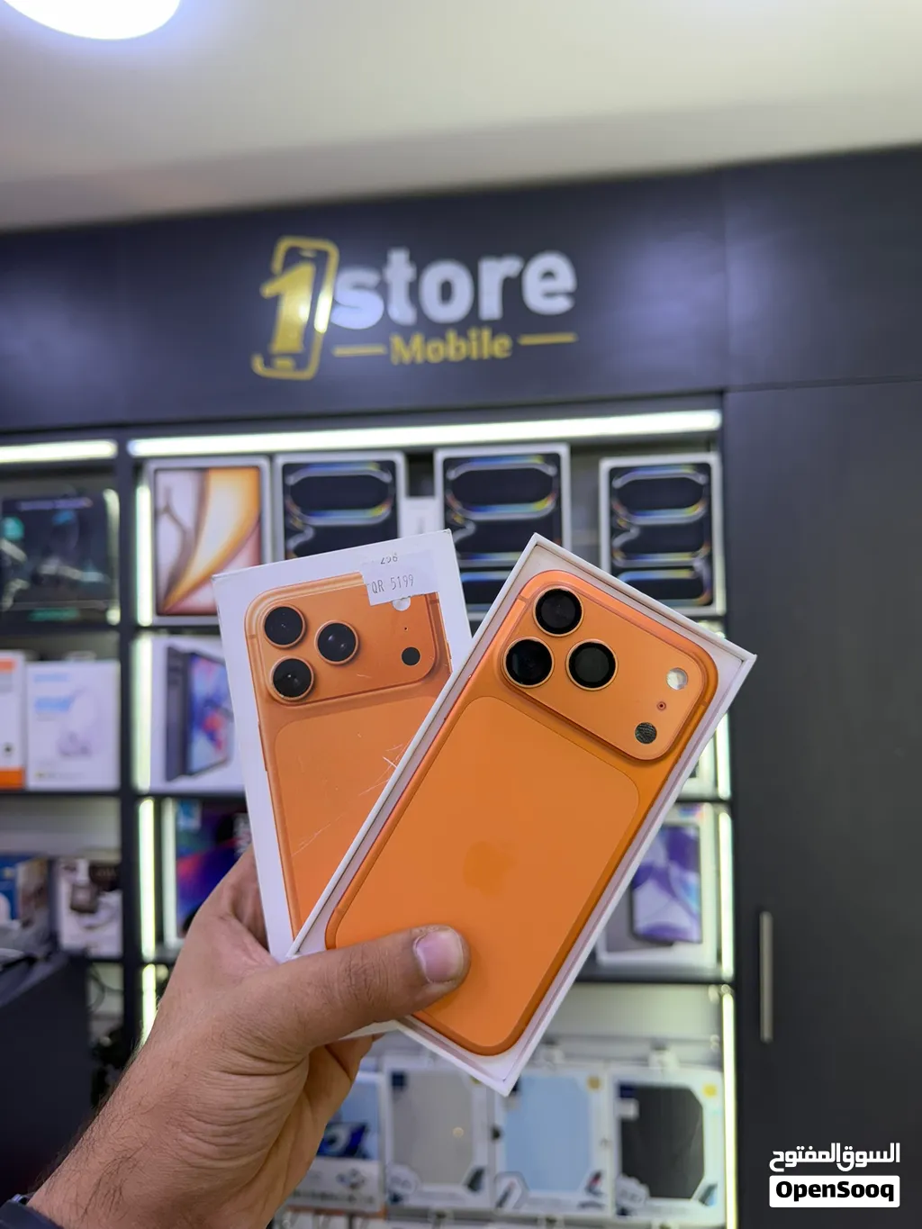 iPhone 17 pro 256 GB uesd  ايفون 17 برو 256 جيجا بطاريه 91% مع كرتونه  جهاز نظيفه بحاله وكاله واا