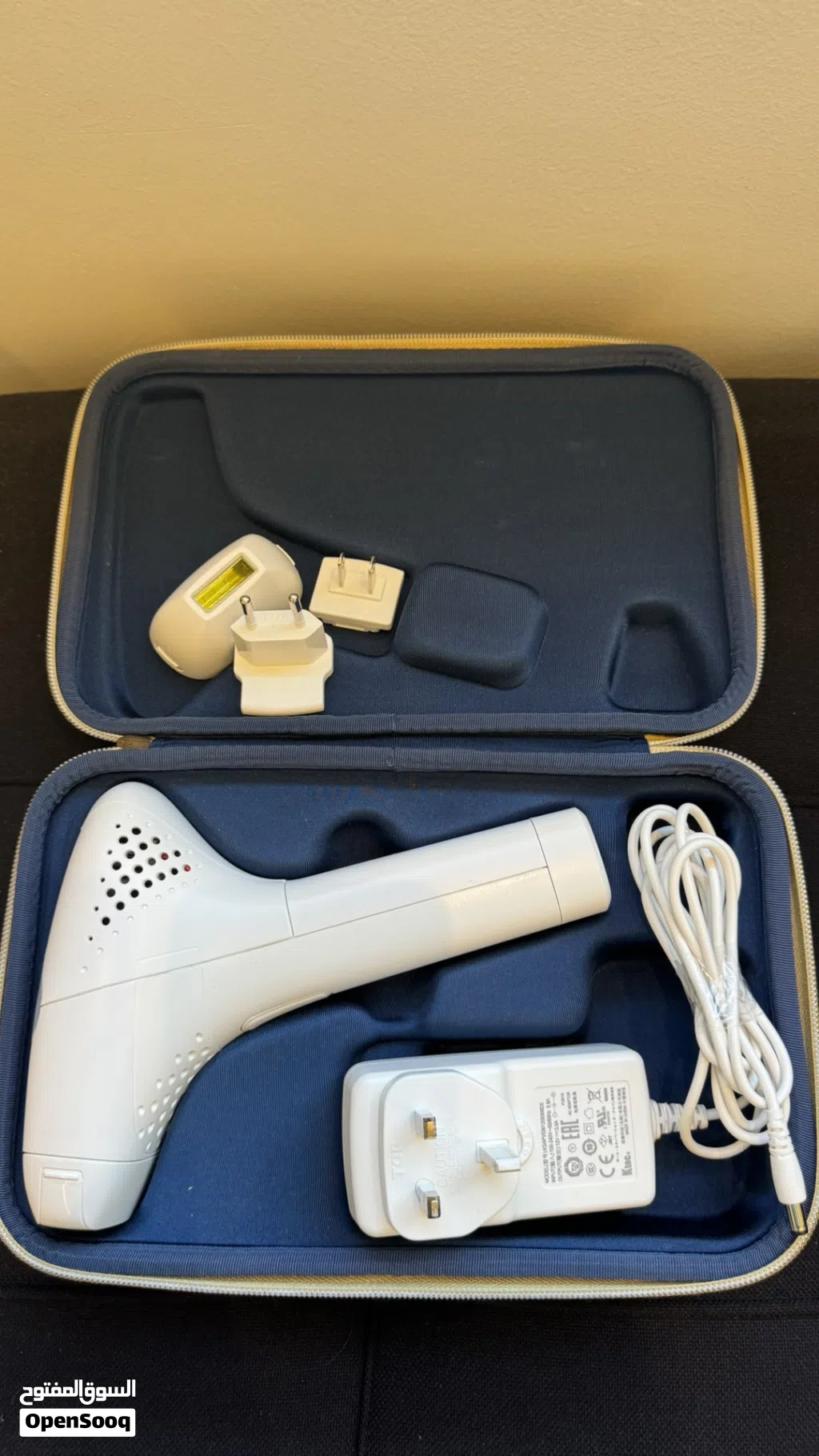 جهاز HomeBeauty IPL لإزالة الشعر- HomeBeauty IPL Hair Removal Device