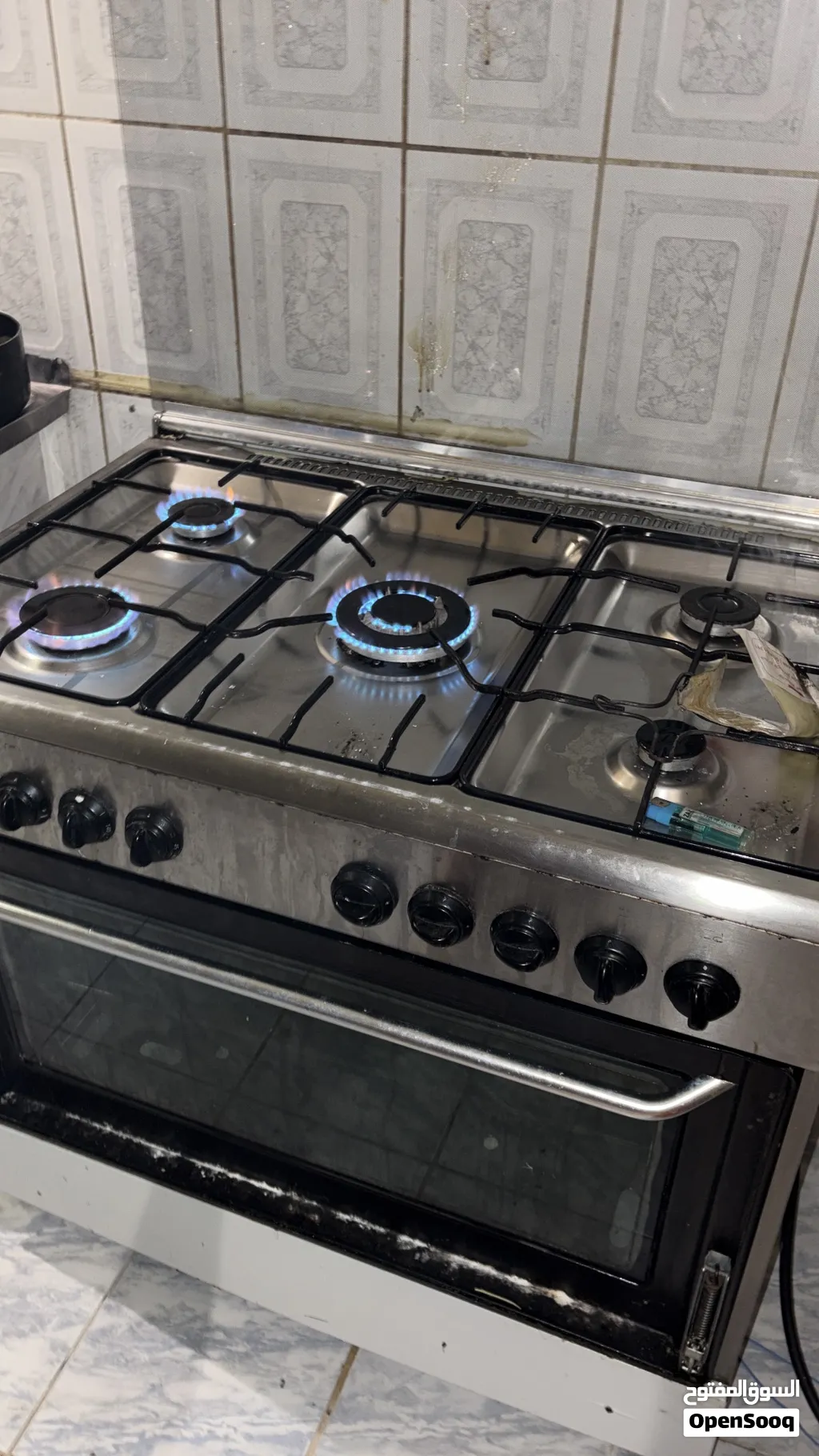 فرن شغال للبيع