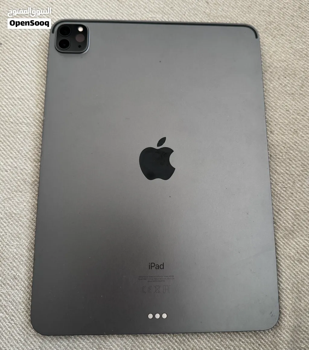Ipad pro 2nd generation (2020) great condition