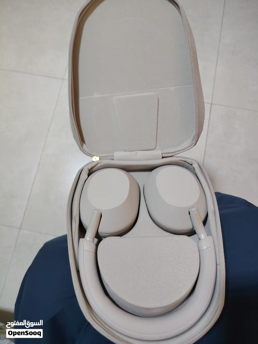 سماعة Sony WH-1000XM5 الماركة: سوني (Sony)   الموديل: WH-1000XM5   الحجم / النوع: سماعة رأس كامل