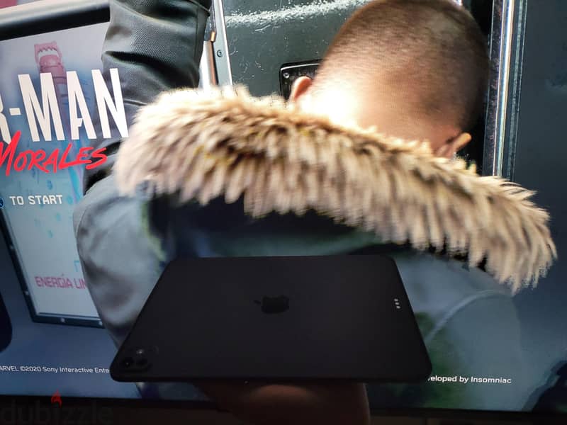 للبيع ipad pro m5 2 tera 11inch 2