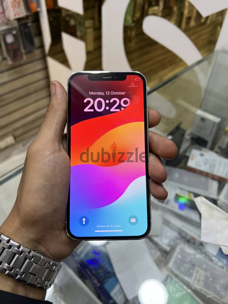 آبل - آيفون 12 برو 5