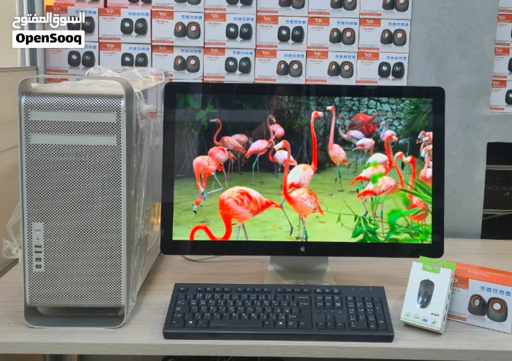 عرض خاص ومميز على كيس أبل (Mac Pro) مع شاشة ملحقة!
