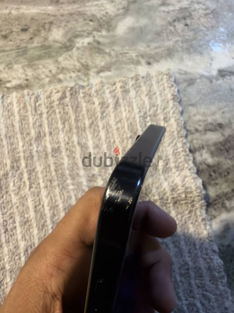 آبل - آيفون 15 برو ماكس 3