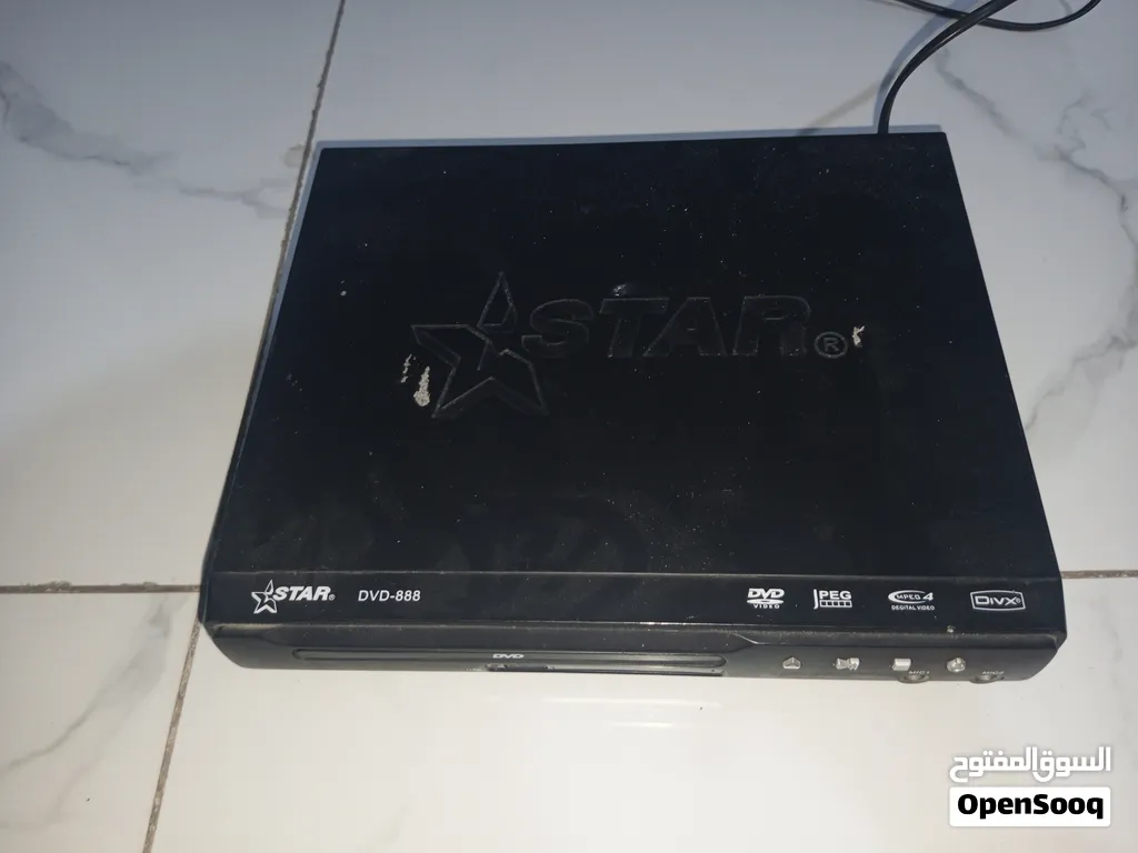 STAR DVD-888 DVD Player no remote control old exterior worn out