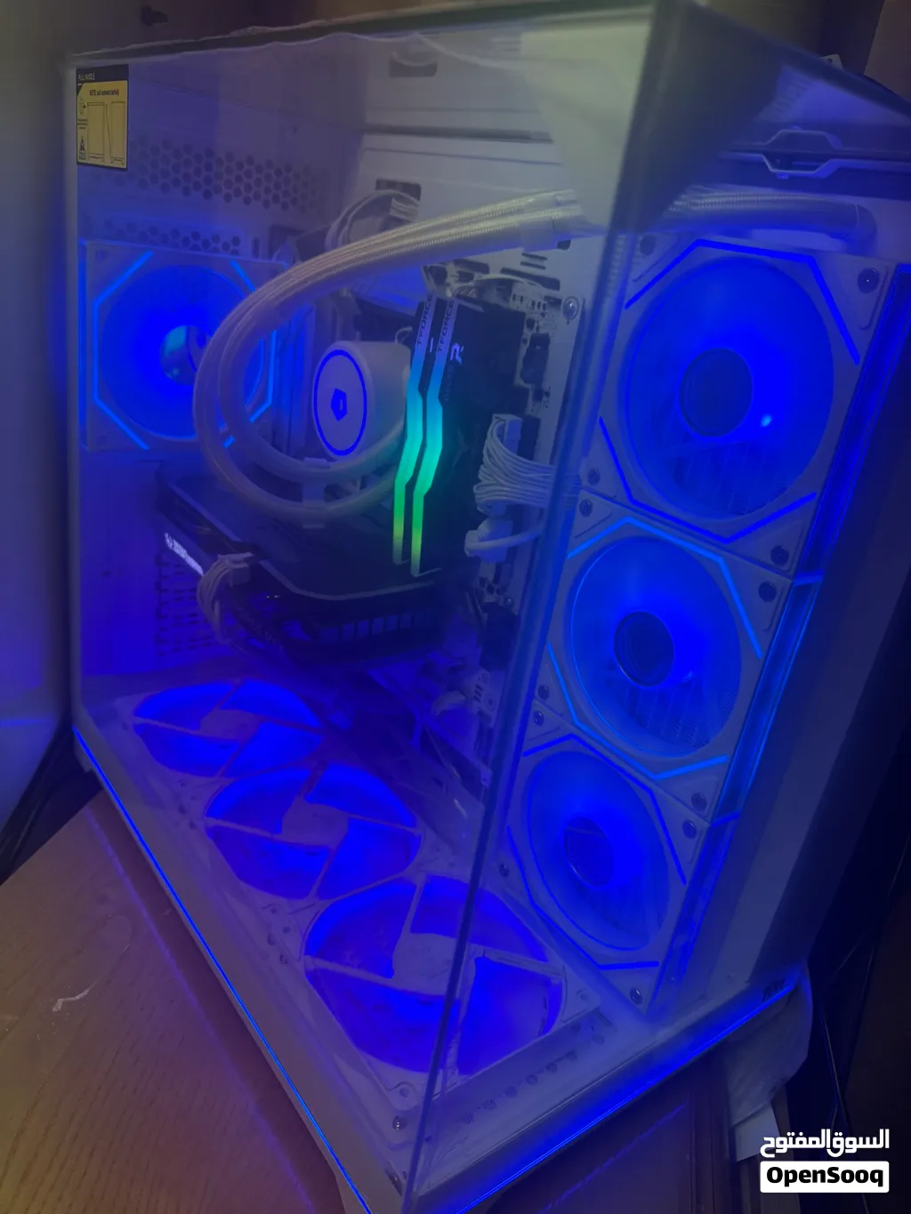 للبيع Gaming PC – السعر 3500 درهم