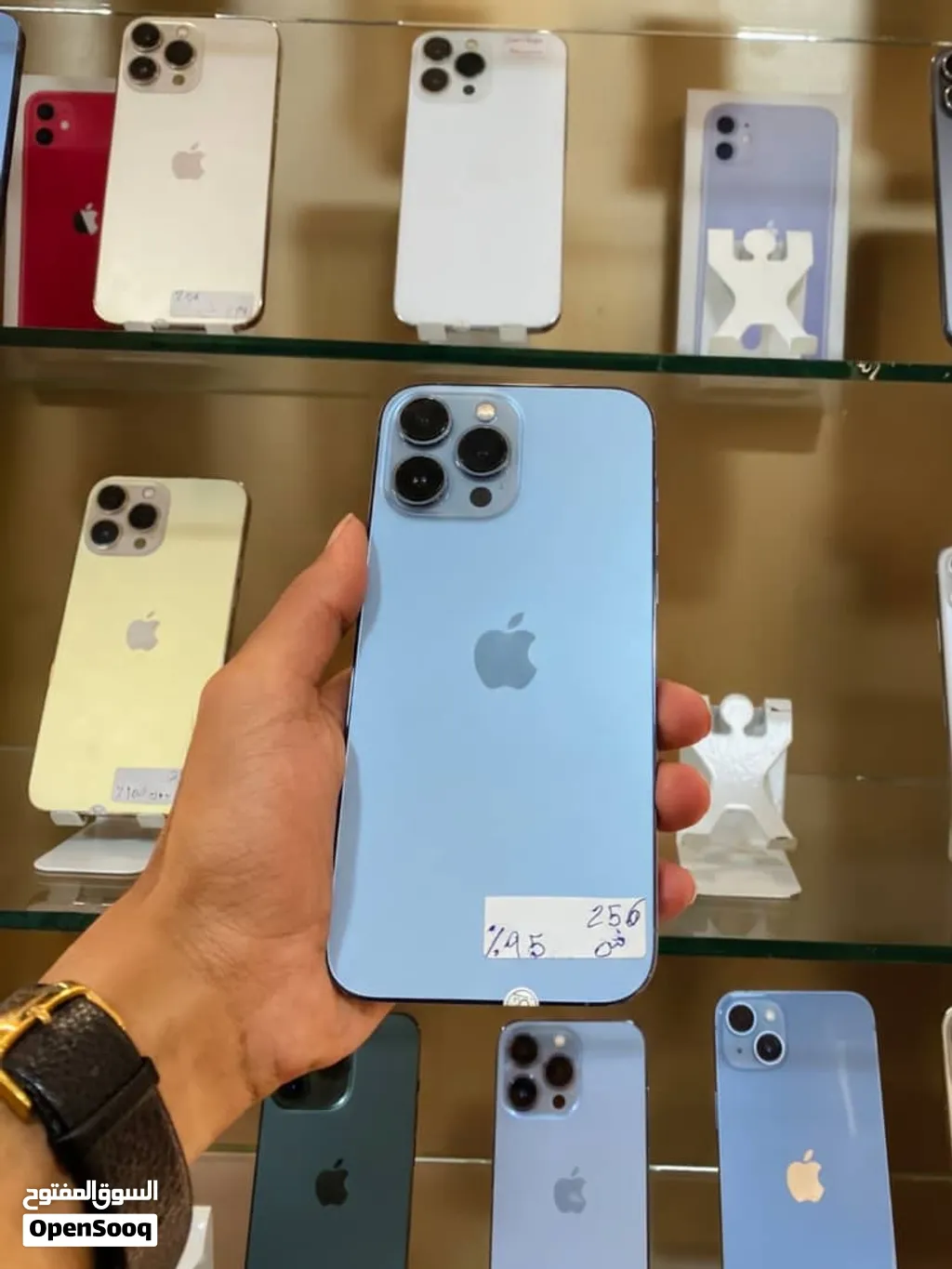 عرض اليوم حبه واحــده سعر حلوووو جدن  iPhone 13 Pro Max   السعة: 256 جيجا  البطارية: 95 امريكي رسمي