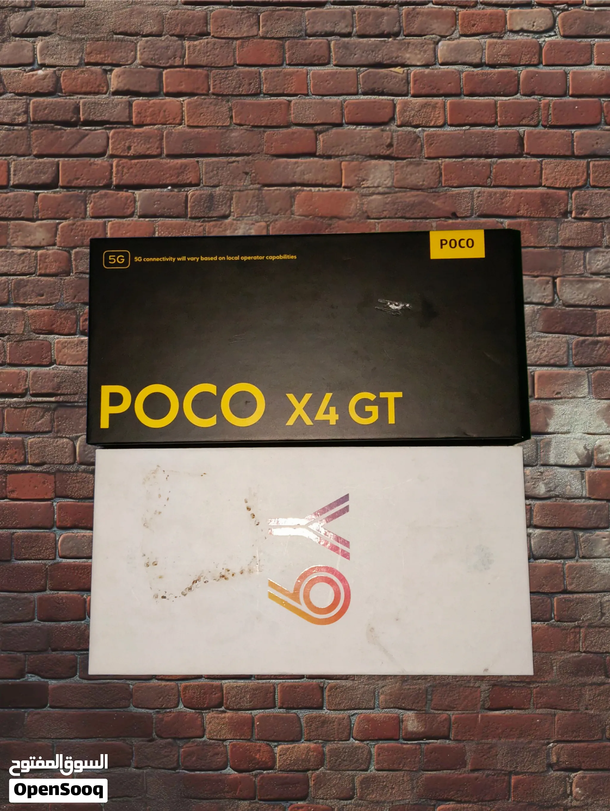 جهازين للبيع يحتاجون شاشة بقية التفاصيل مذكور بل وصفPOCO X4 GT HUAWEI Y9