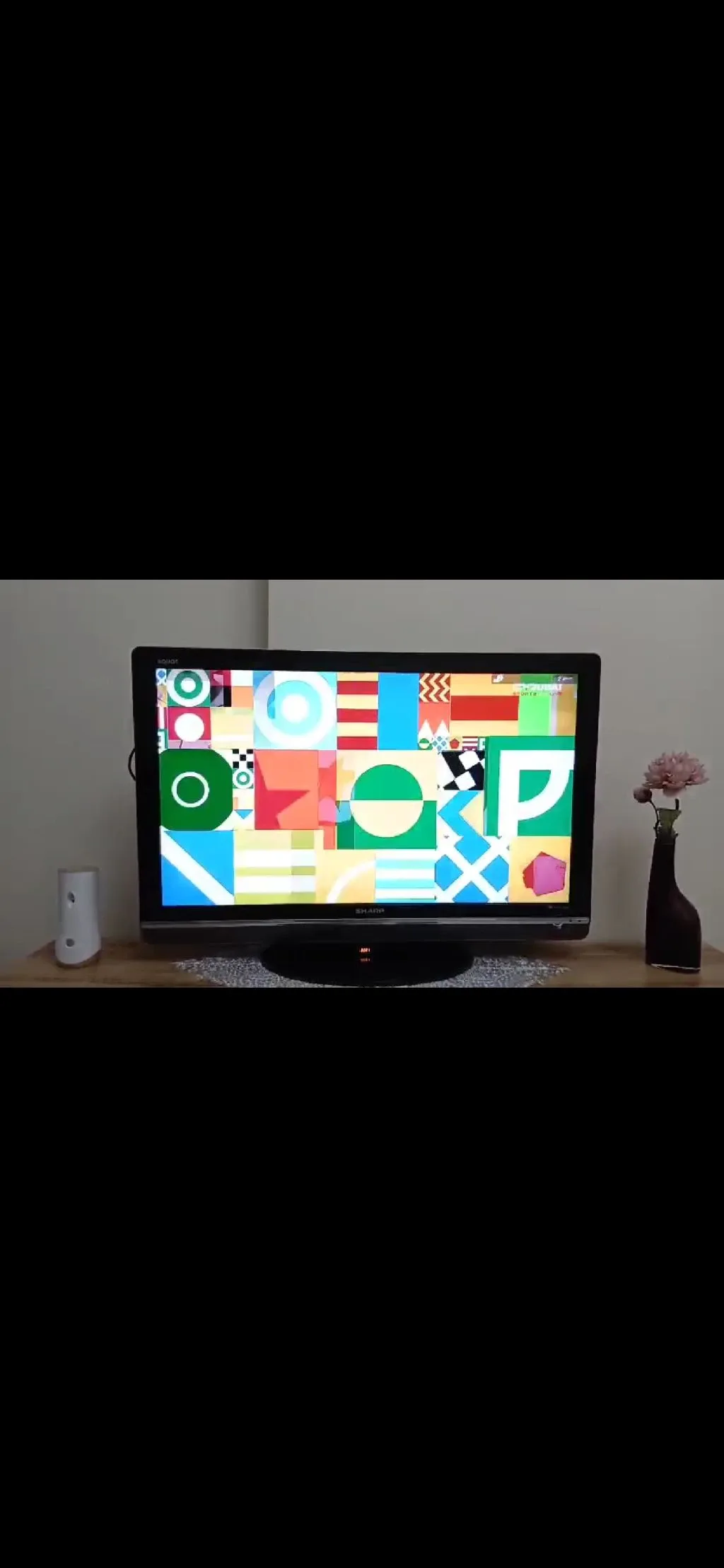 شاشة تلفزيون LCD شارب 40 انش ليس سمارت (لا يوجد واي فاي داخلي) بحالة جيدة جدا، بدون ريموت كنترول، خال من أي خدوش. موجود في الشارقة القاسمية 2
