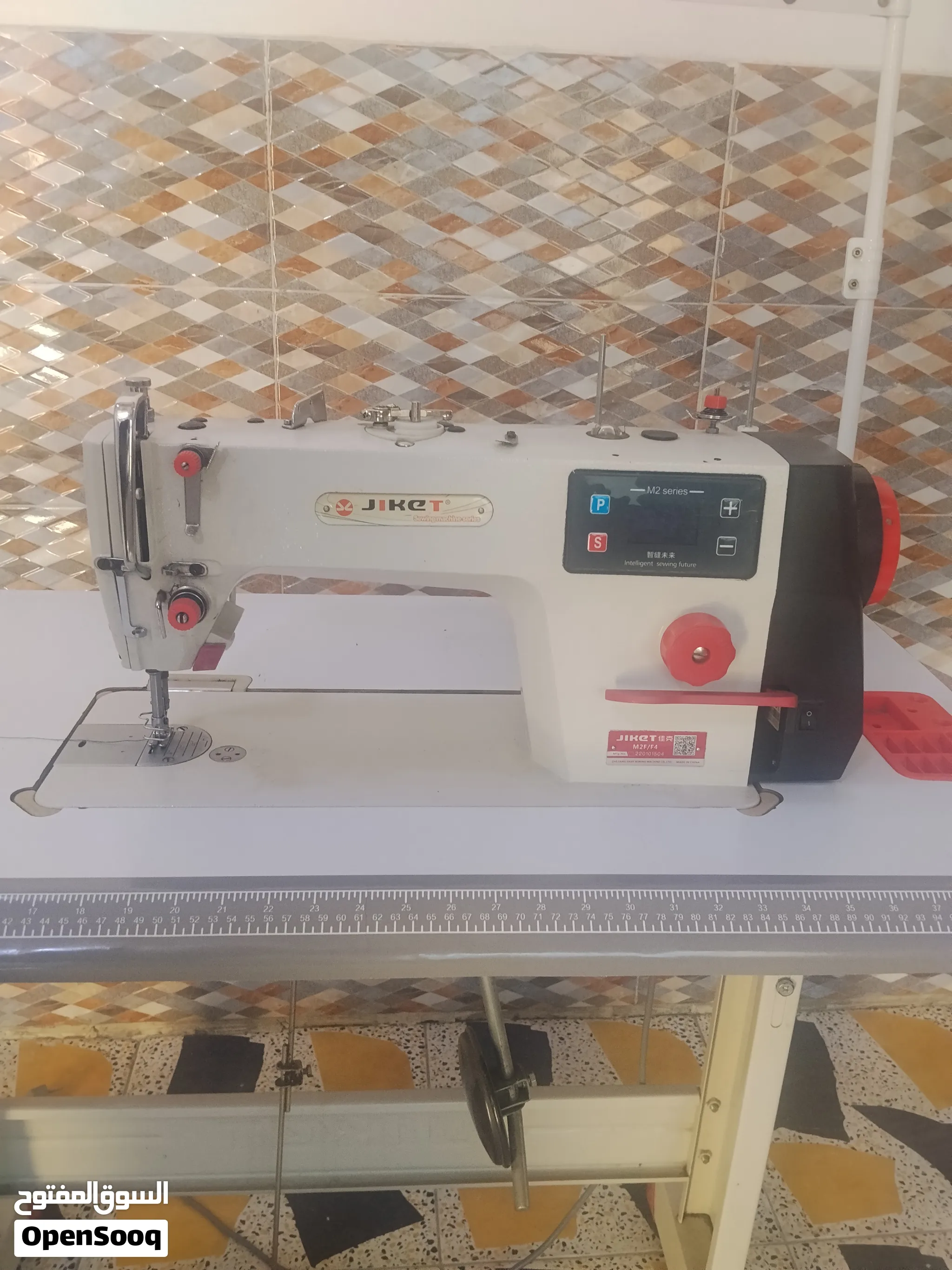 مكينه خياطه صناعيه من شركه JIKGT باب اول استخدام قليل كلش زلغ ما بيهه بسعر 380