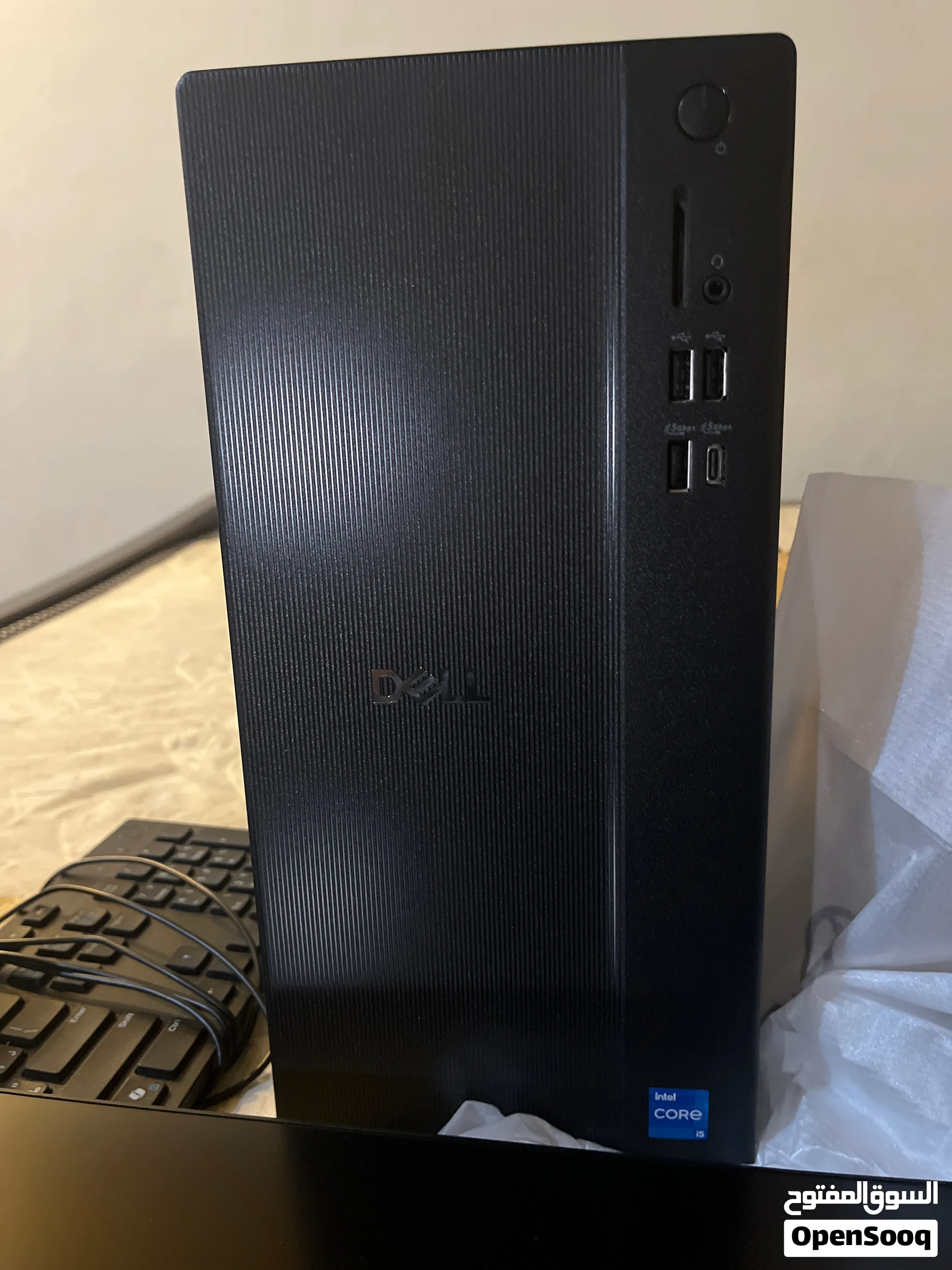 Dell ECT1250 MT الموديل Intel Core i5 14400 20MB المعالج Core 10 16 Therads Up to 4.7 8GB Ram DDR ال