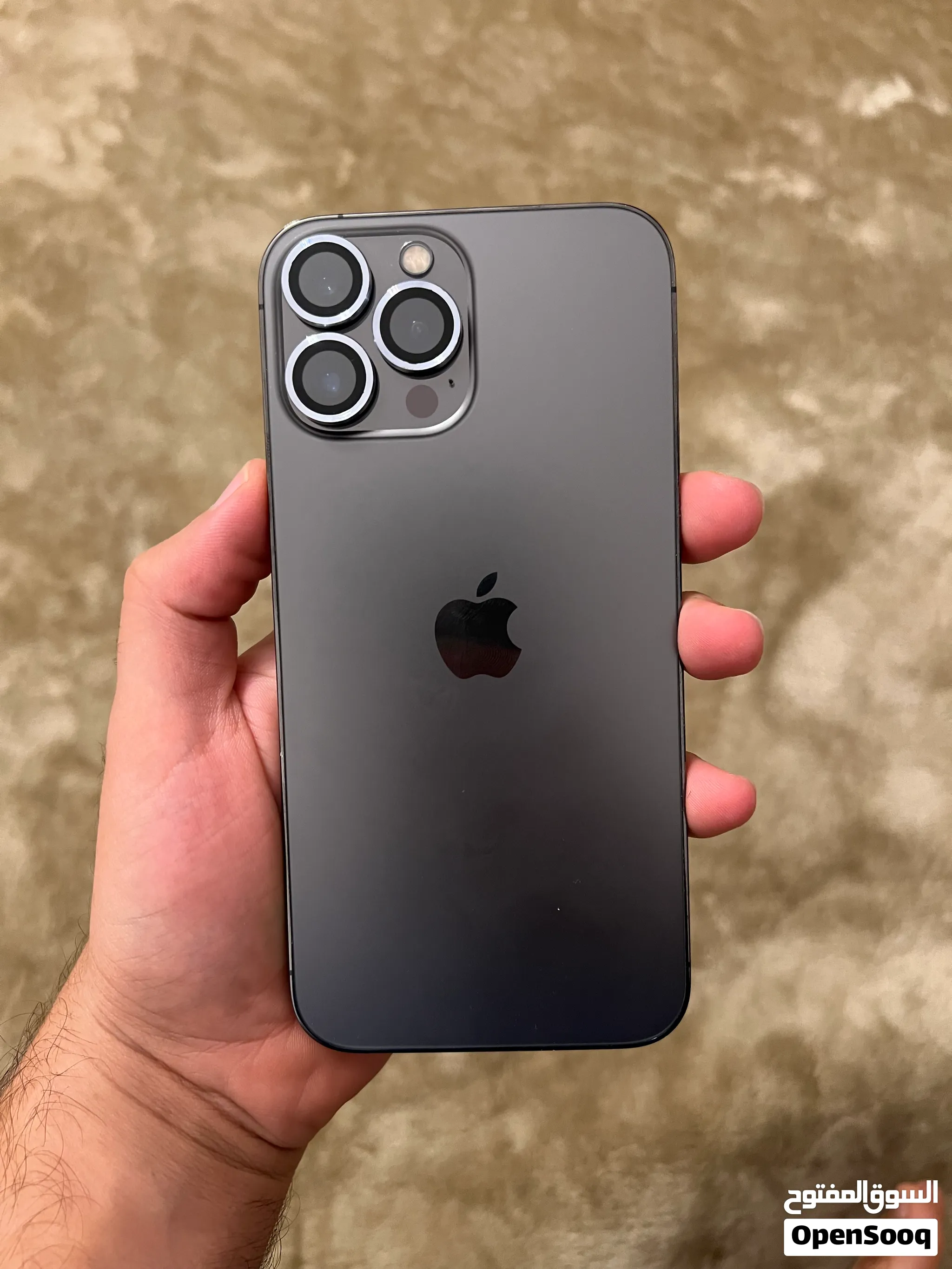 ايفون 13 برو ماكس للبيع