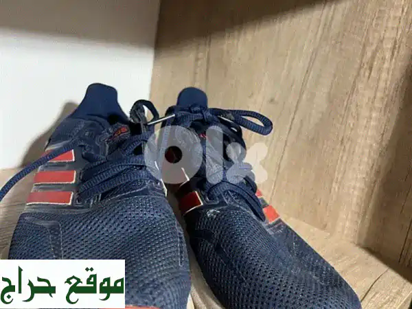 حذاء رجالي أنيق ومريح بحالة ممتازة – بسعر 7$ فقط! | لا تفوت الفرصة 2