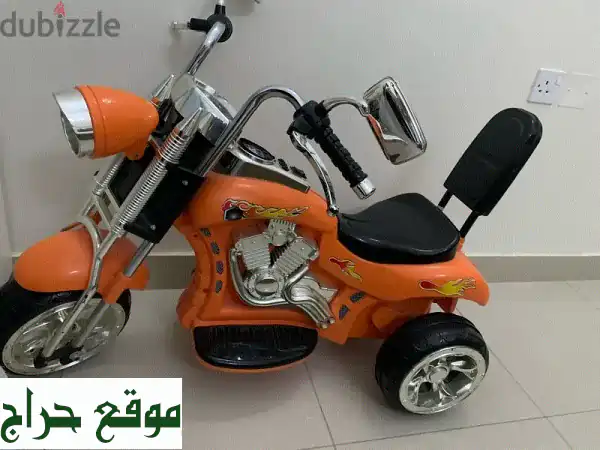 دراجة أطفال شبه جديدة: مغامرة طفلك تبدأ بأمان وبحالة ممتازة! 4