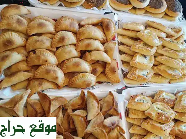 فرصة استثمارية لا تعوض: مشروع فرن مناقيش وبيتزا ومعجنات شغال ومربح في قلب الحمرا، بيروت - دخل فوري!