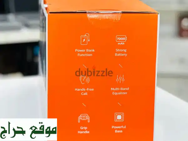 ارفع مستوى حفلتك! 🥳 سماعة حفلات RGB محمولة ومقاومة للماء IPX6 - صوت جبار وإضاءة ساحرة في عمان! 3