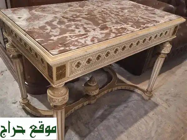 طاولة لويساز فرنسية أنتيك وجه رخام: فخامة تاريخية تزين منزلك! 3