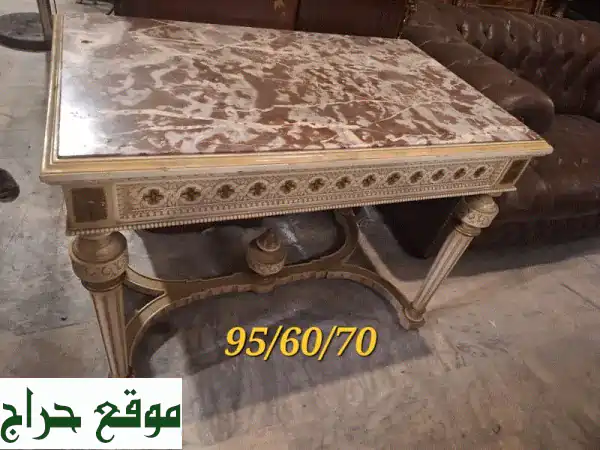 طاولة لويساز فرنسية أنتيك وجه رخام: فخامة تاريخية تزين منزلك!