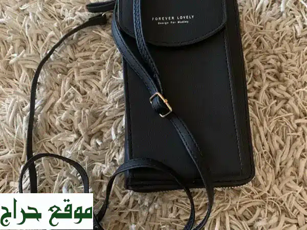أكملي أناقتكِ: شنطة كروس بودي Forever Lovley الأصلية - جودة وفخامة تُرافقكِ في كل خطوة!