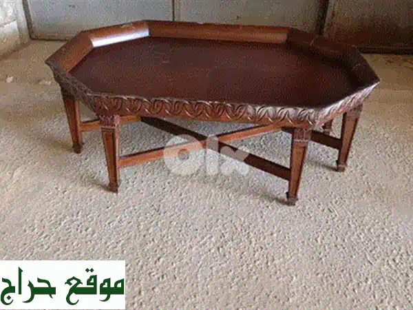 طاولة لويساز فرنسية أنتيك وجه رخام: فخامة تاريخية تزين منزلك! 4