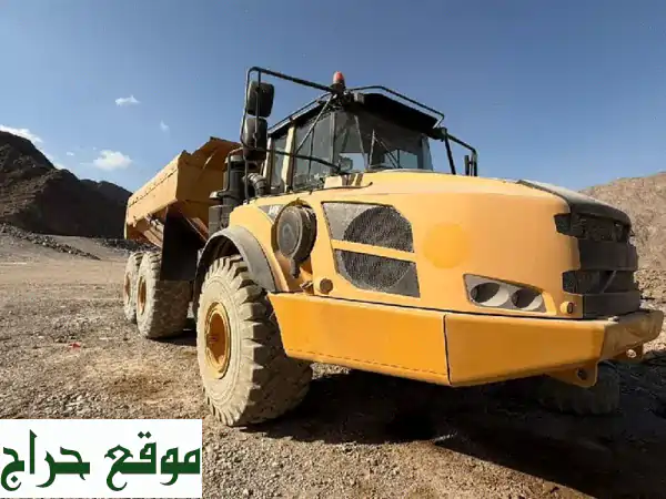 فرصة ذهبية: دمبر فولفو 2012 بحالة المصنع! (21 ألف ساعة) جاهز للعمل فوراً 2