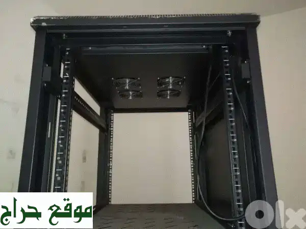 رف Invo احترافي (شبه جديد) | حلول تخزين IT، دي جي، معدات تعدين | حماية، تبريد، أمان 2